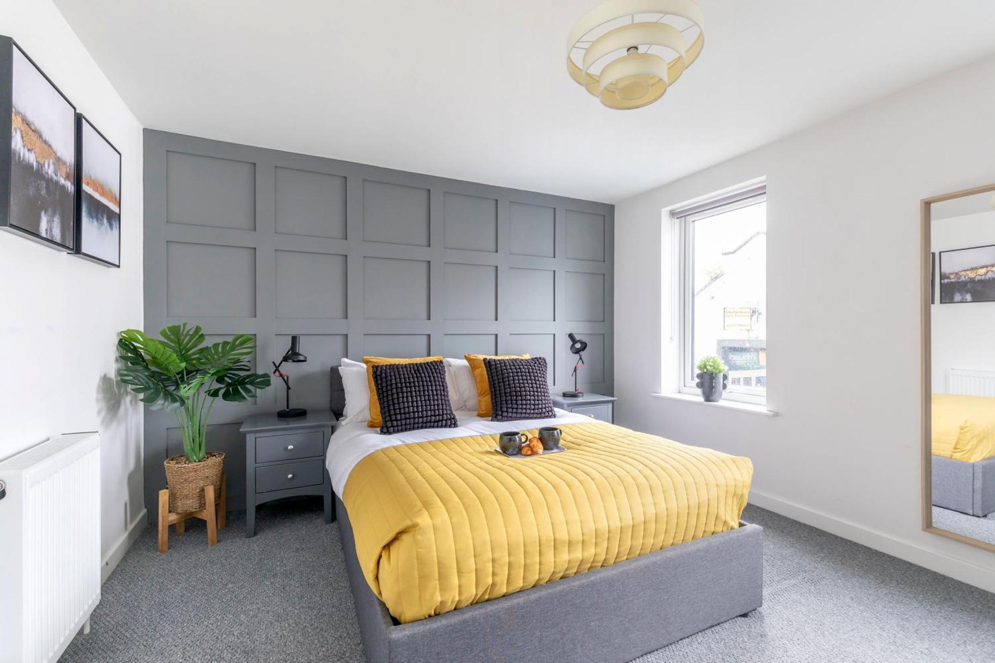 Modern Four Bedroom Four Bathroom Home 切尔滕纳姆 外观 照片